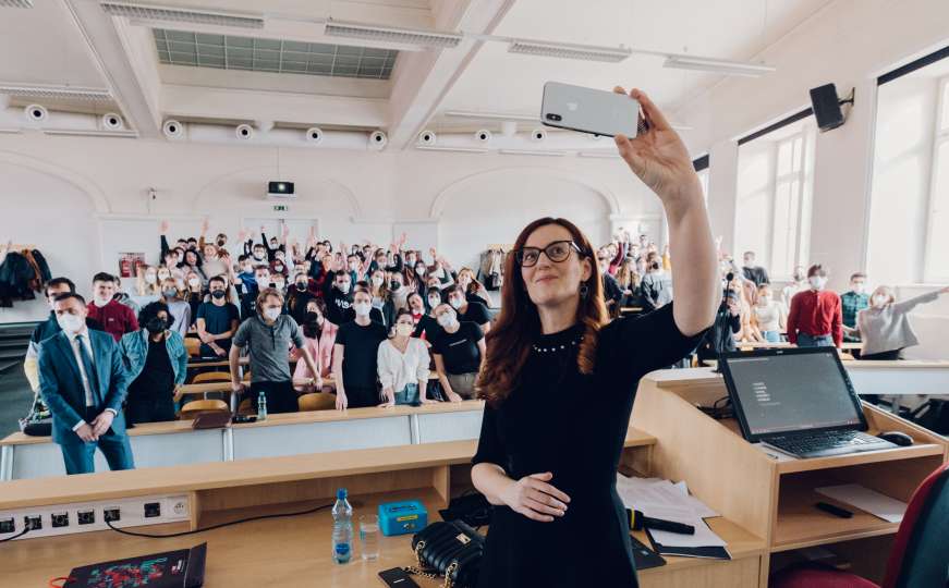 Ambasadorica Mlinarević održala emotivno predavanje na univerzitetu u Brnu